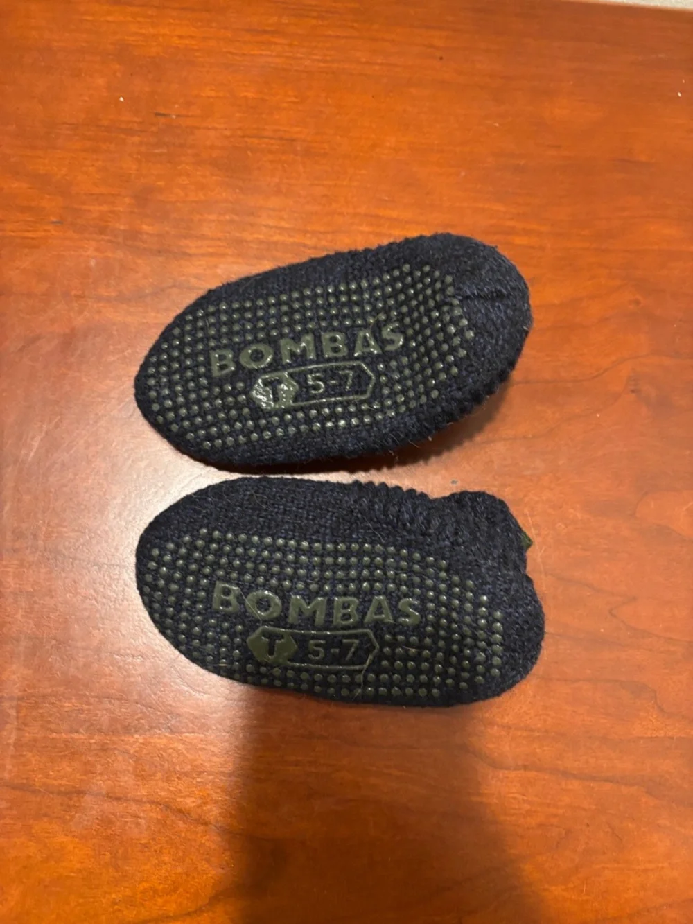 Bombas Toddler Gripper Slippers in Navy Size 5-7